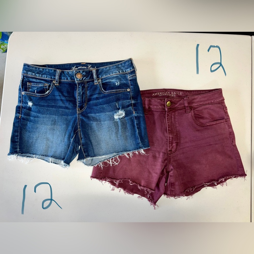 American Eagle mid-rise stretch denim shorts